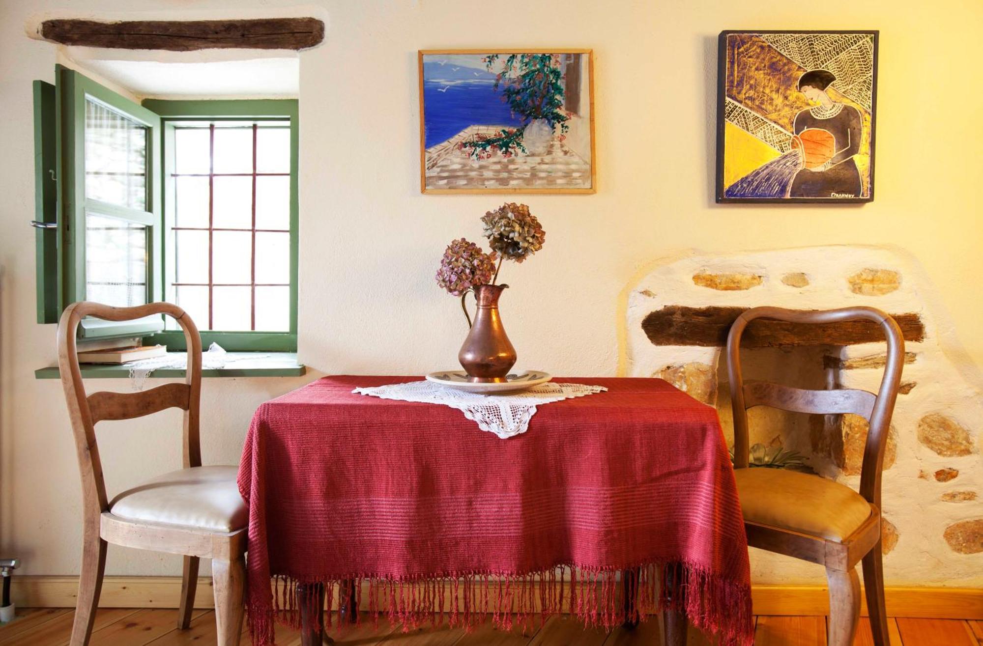Efipoi Appartement Pinakátai Buitenkant foto