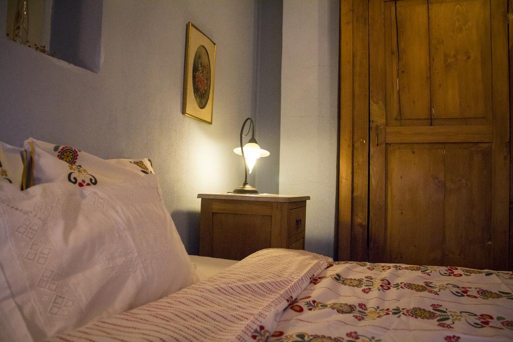 Efipoi Appartement Pinakátai Buitenkant foto