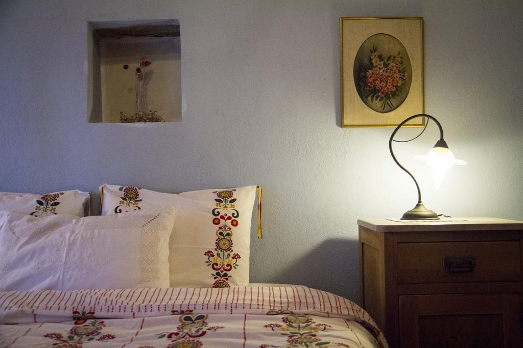 Efipoi Appartement Pinakátai Buitenkant foto