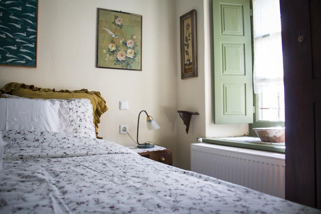 Efipoi Appartement Pinakátai Buitenkant foto