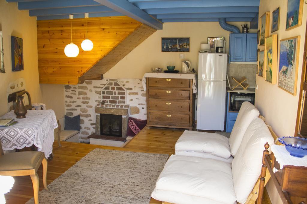 Efipoi Appartement Pinakátai Buitenkant foto
