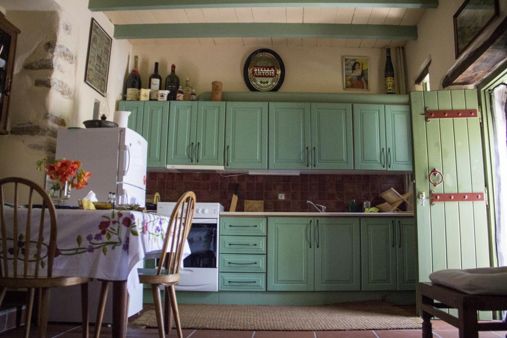 Efipoi Appartement Pinakátai Buitenkant foto
